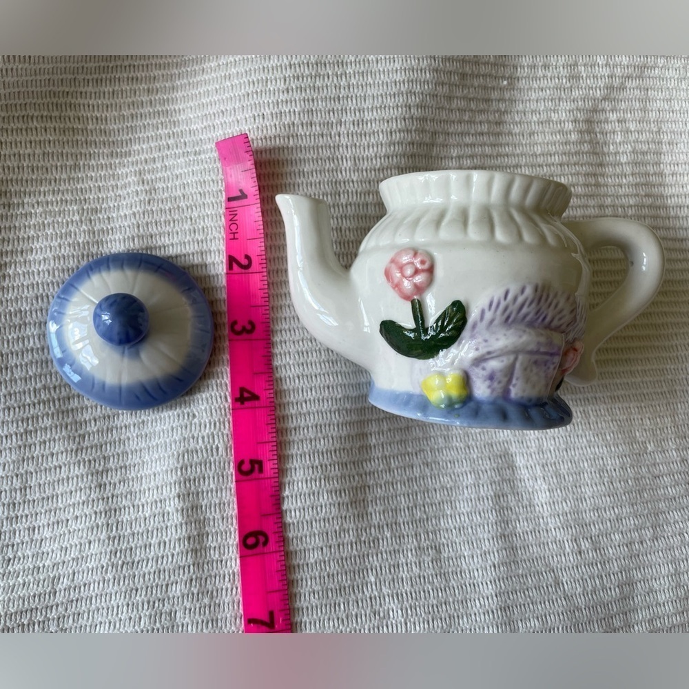 Mini Teapot 🫖 - Picture 7 of 7